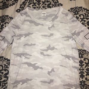 LARGE grey and white camouflage long sleeve